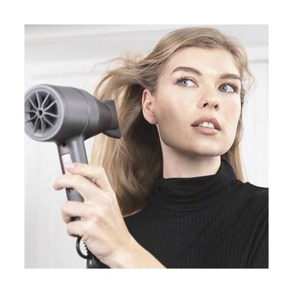 Secador de diseño Cecotec Bamba IoniCare 5500 PowerStyle